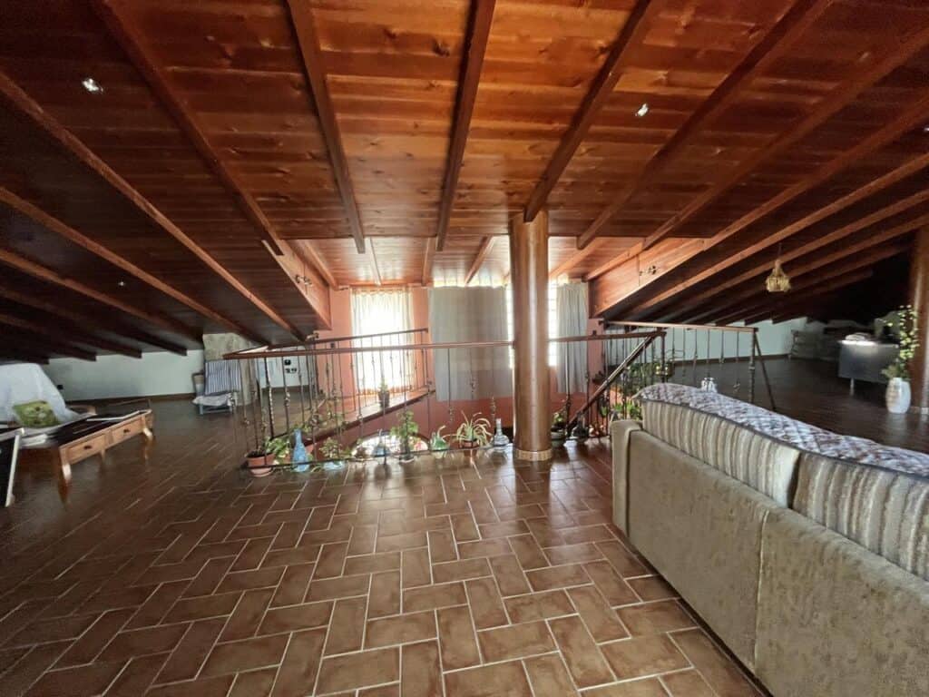3582500-92378c18