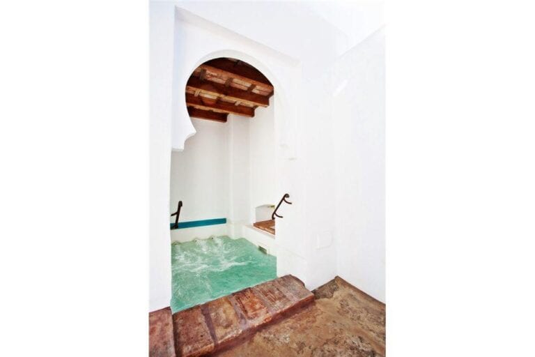 3661285-4ce597f7