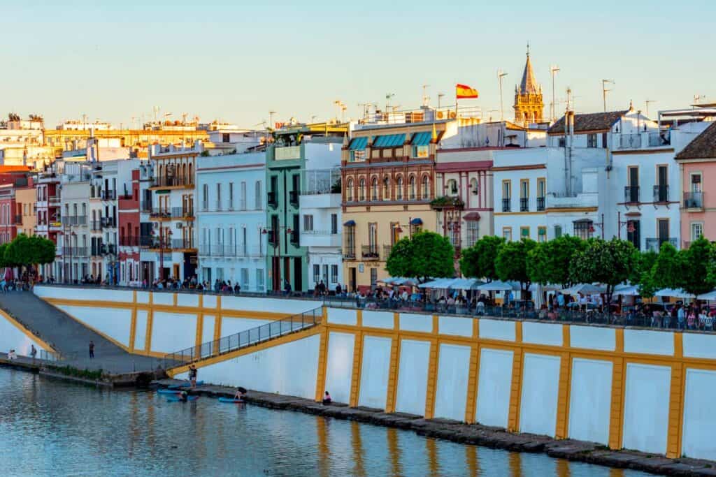 Comprar una casa en España desde Estados Unidos: la experiencia de Anuj con Hispálica Propiedades